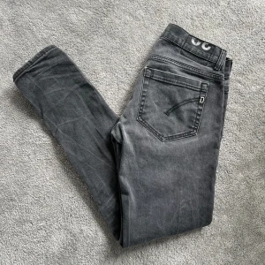 Dondup Jeans  - Dondup George jeans i Stolek w32