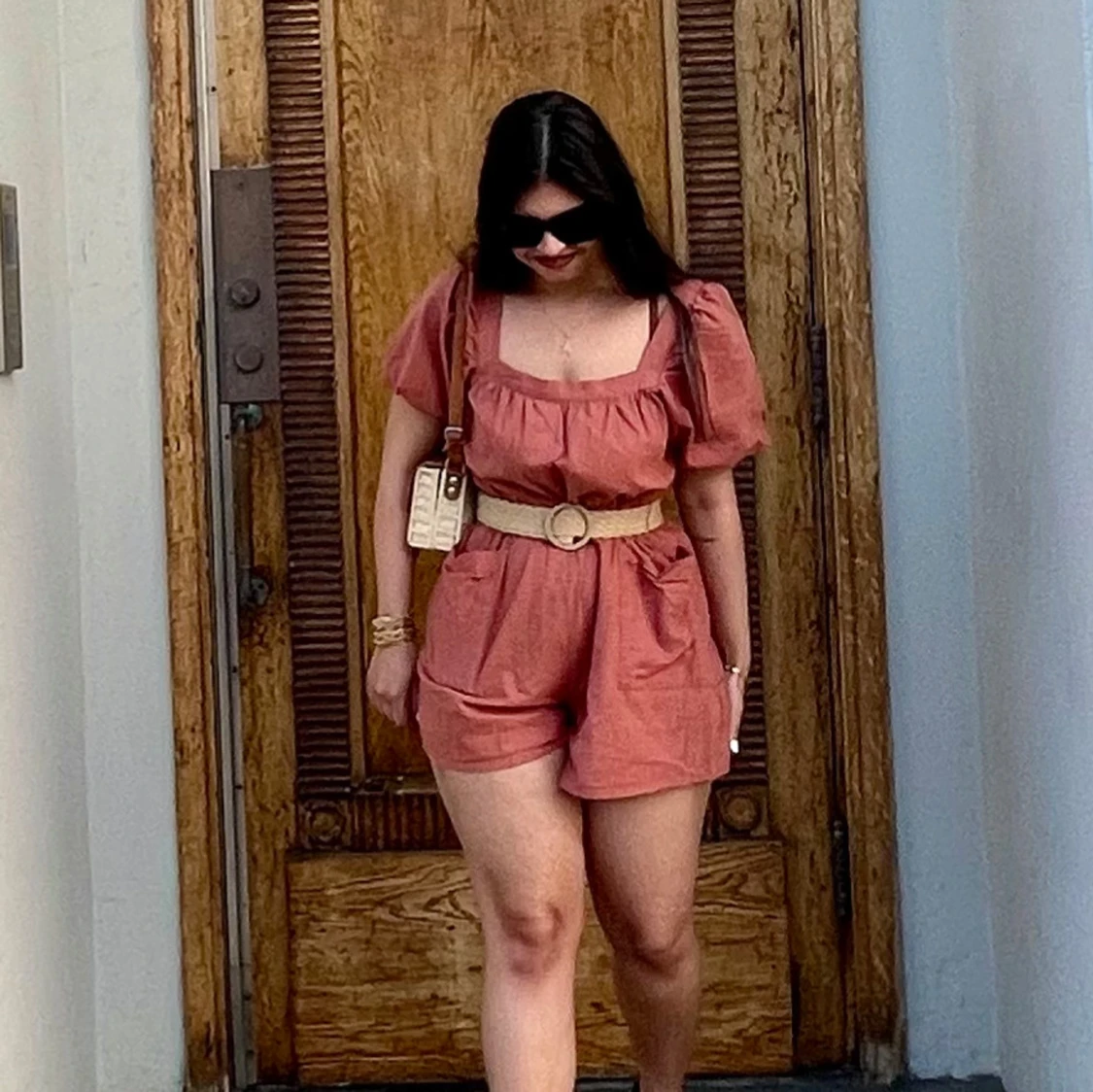 Rostfärgade shorts med bälte - 1