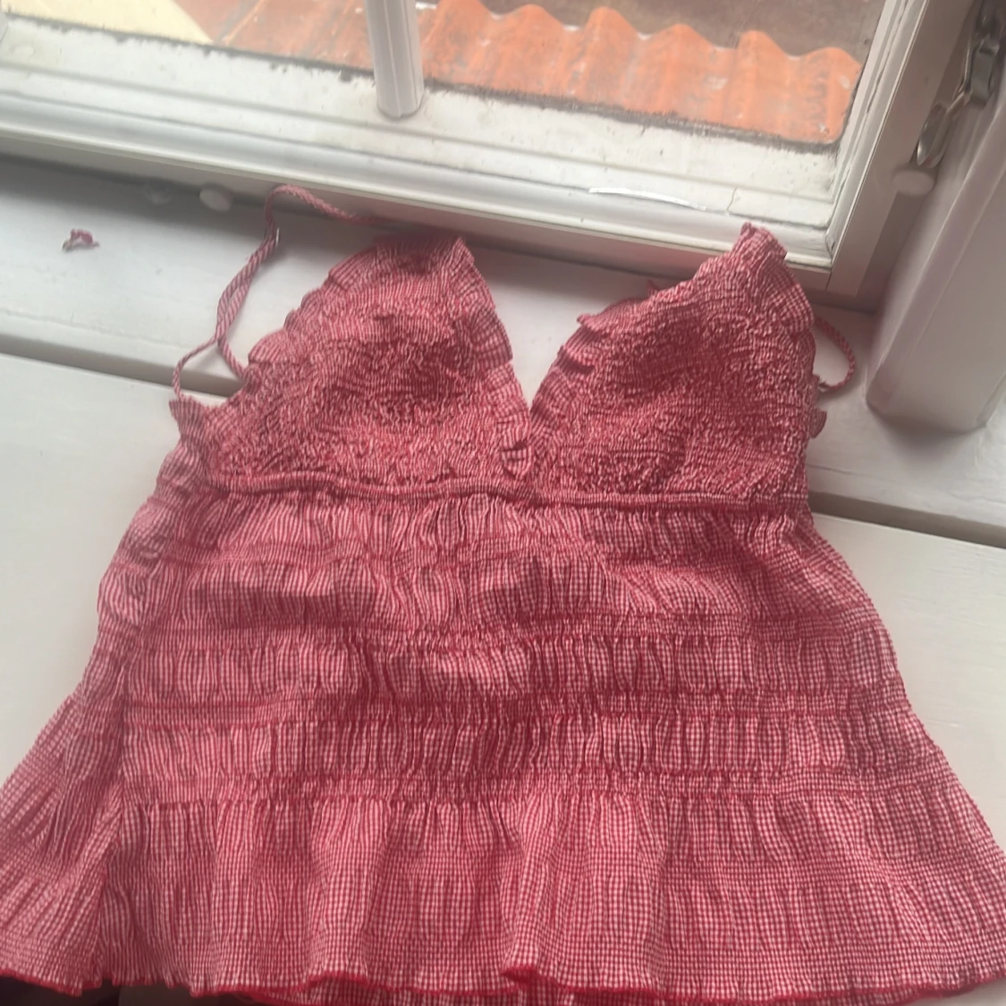 Röd och vit rutig topp från Zara