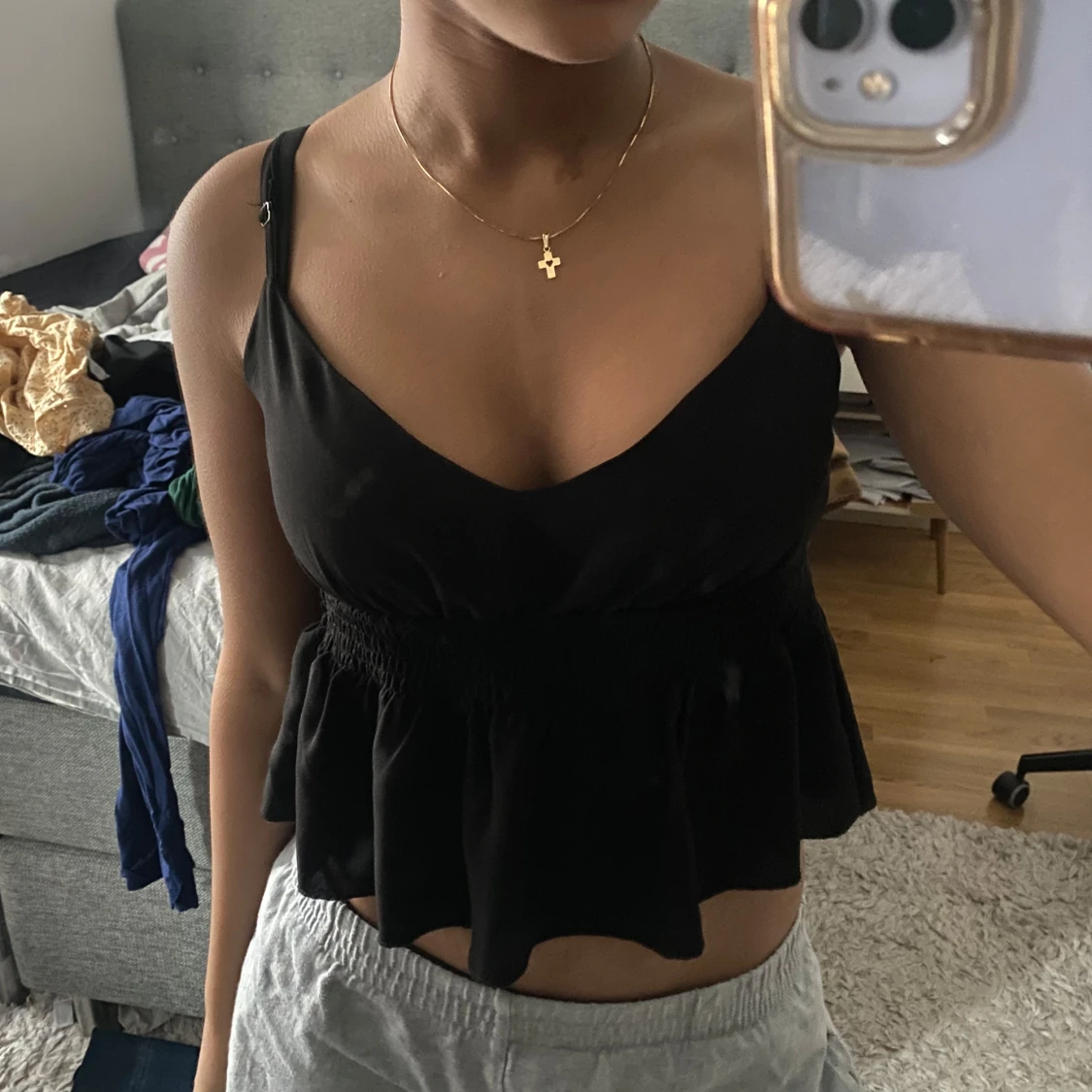 Svart croppad topp - 1