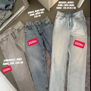 Garderobsrensning: Jeans, pris på bilden - Garderobsrensning! Alla jeans är i jättegott skick och knappast använda. Vissa modeller finns inte alls att köpa längre. Pris kan diskuteras vid köp av flera plagg på min Plick då det är en stor rensning av kläder jag gör! Inga skambud tack 💕