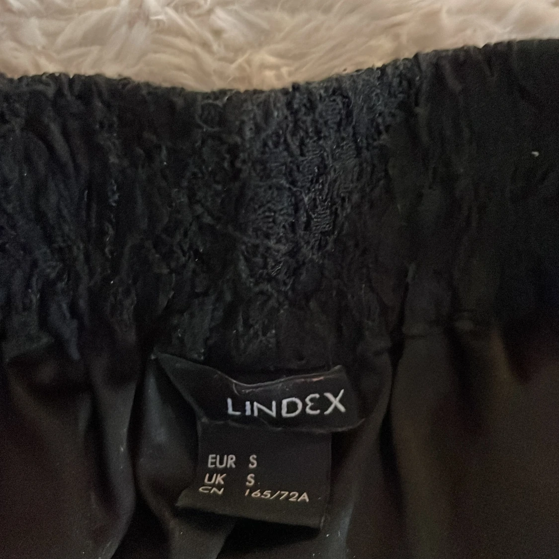 Svarta spets shorts från Lindex - 1