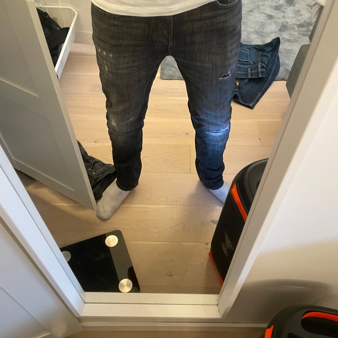 Jack and Jones jeans med slitningar 