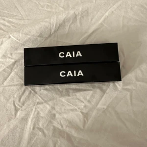 CAIA Space Intense Mascara - Säljer EN mascara från Caia då den andra blev köpt.