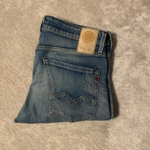 Replay jeans  - Feta Replay jeans 👖 Dunder skick ✅ W32 passar 31 också 😇 Skriv för frågor 