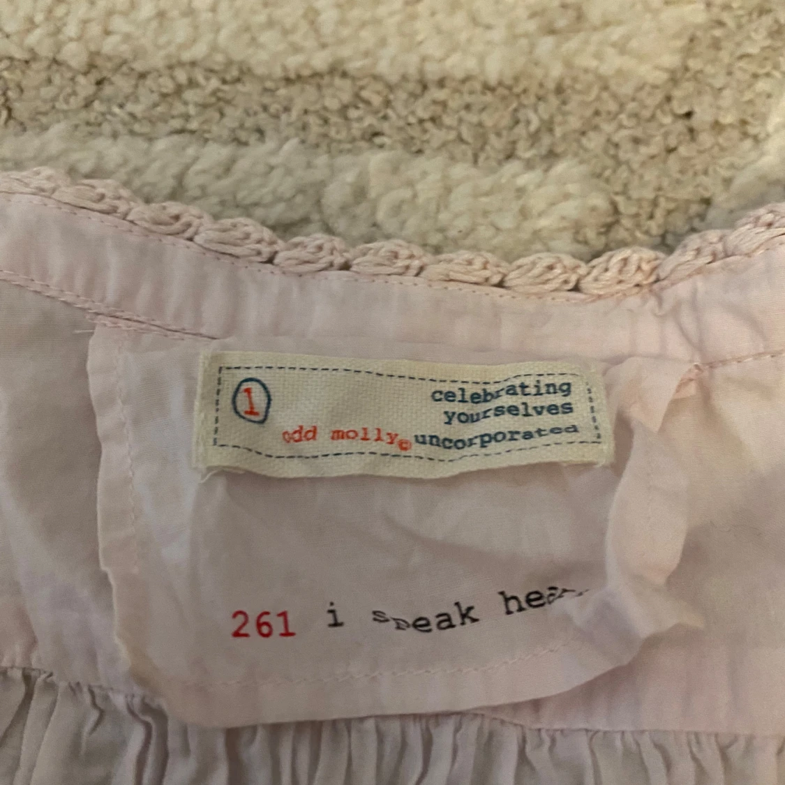 Ljusrosa blus från Odd Molly - 1