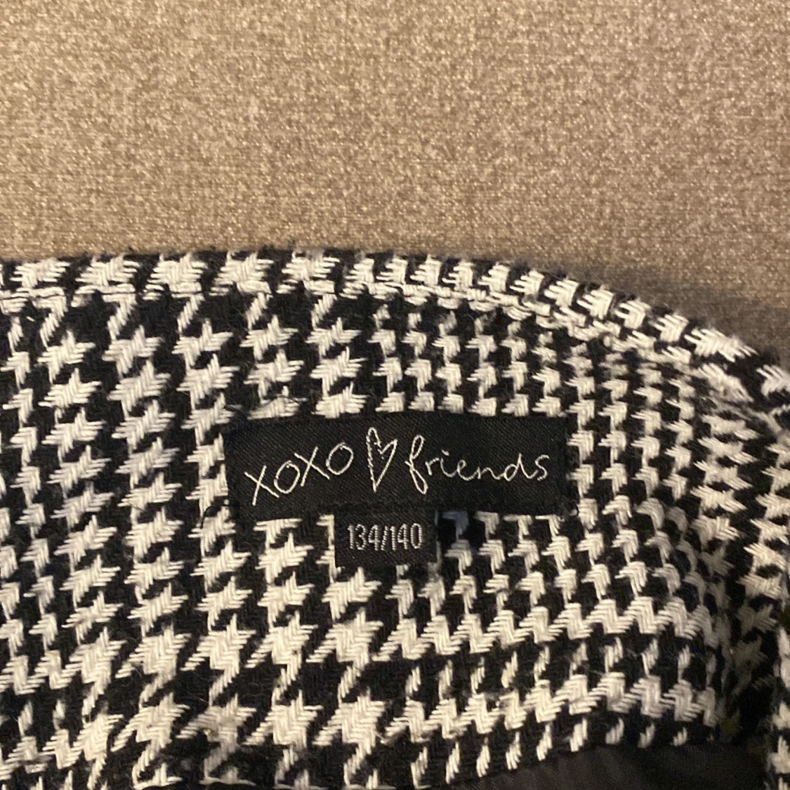 Rutig minikjol med bälte från XOXO Friends - 2