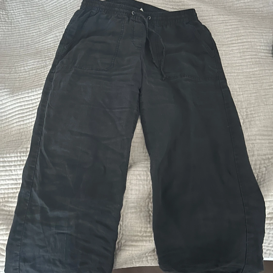 Svarta linnebyxor från Esprit - 1