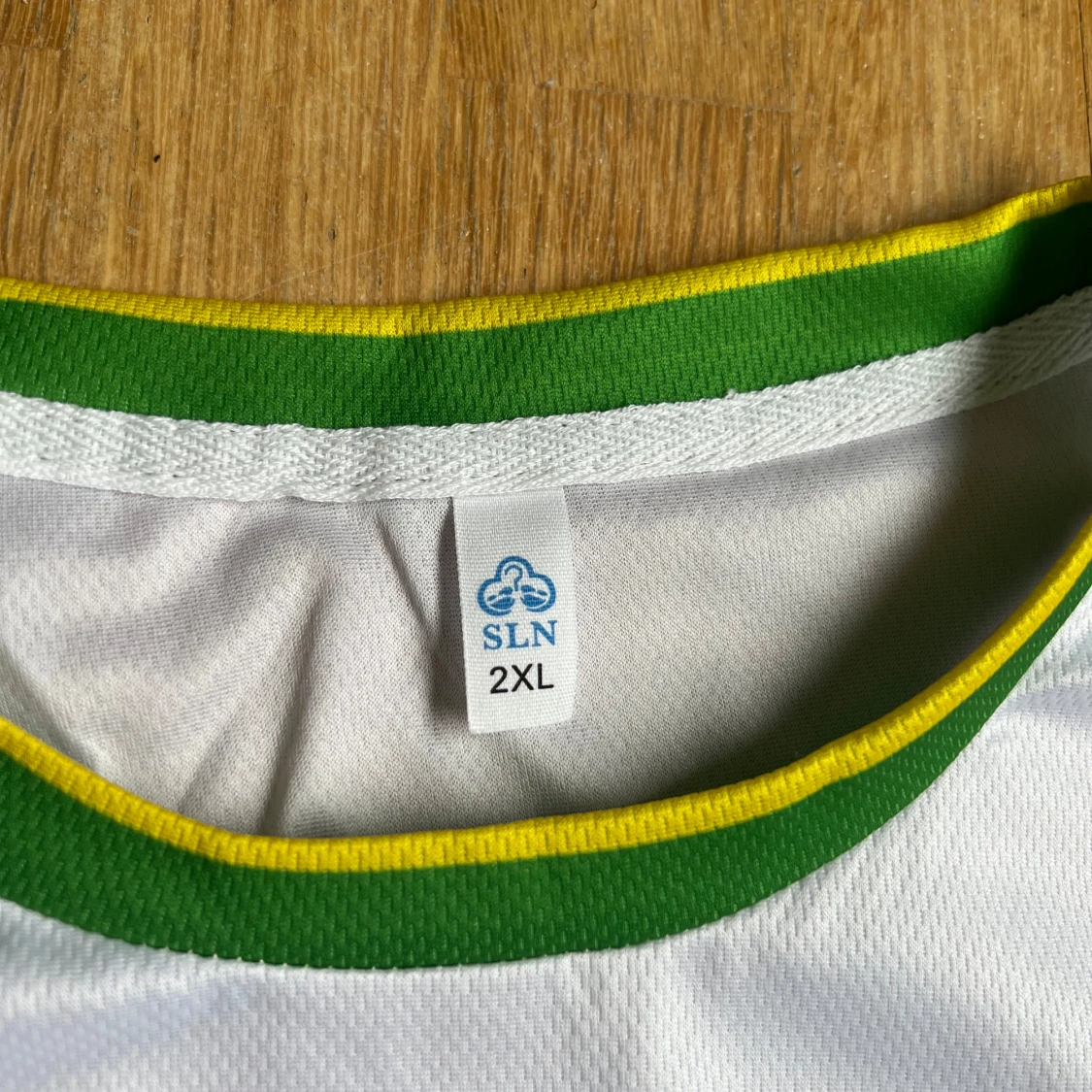 Unik brasilianskt temad fotbolls T-shirt  - 1