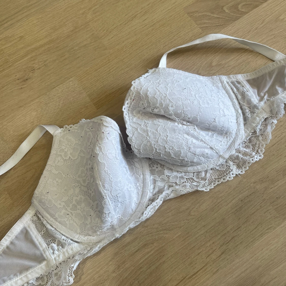 Vit spets-bh från H&M