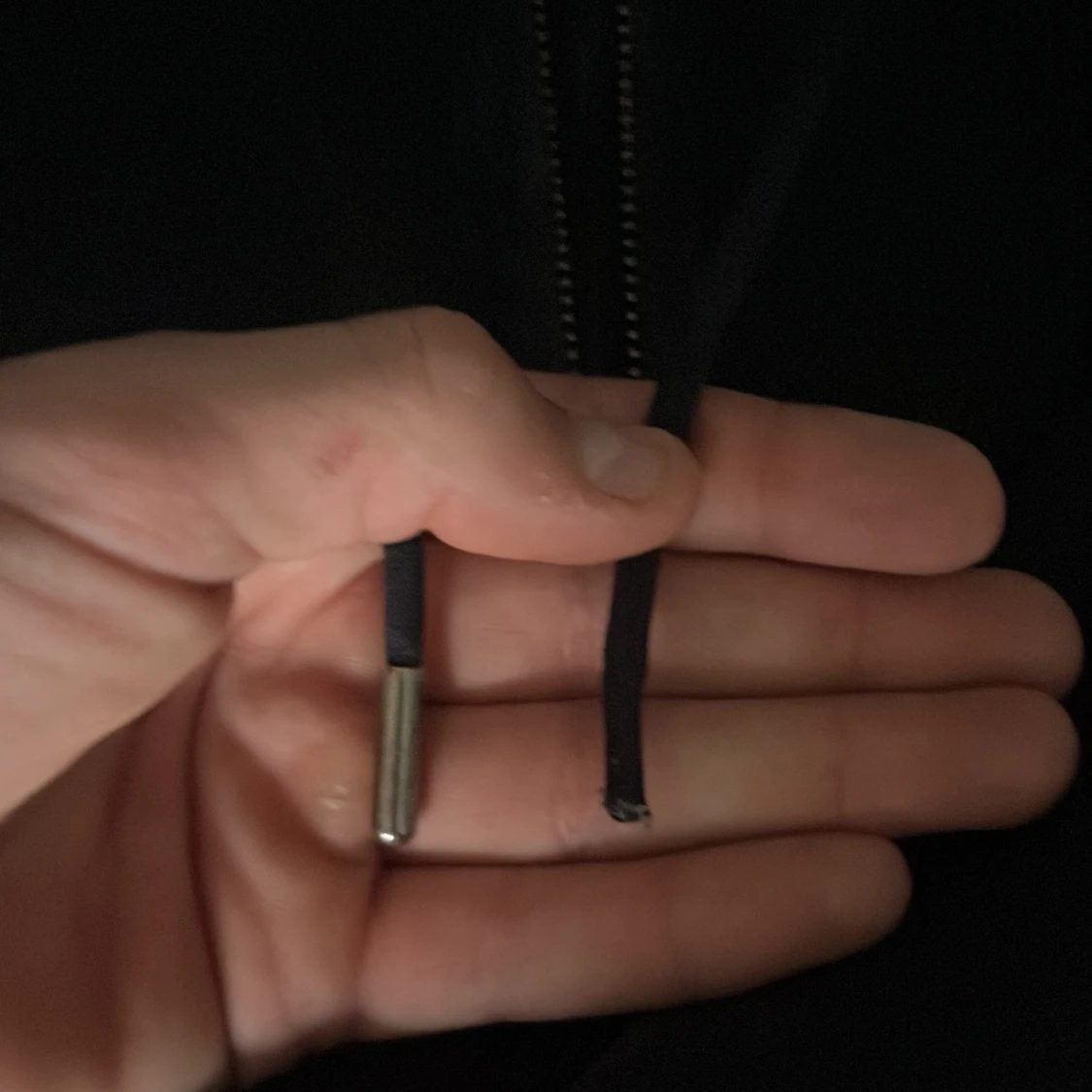 Mörkblå hoodie från Colmar - 2