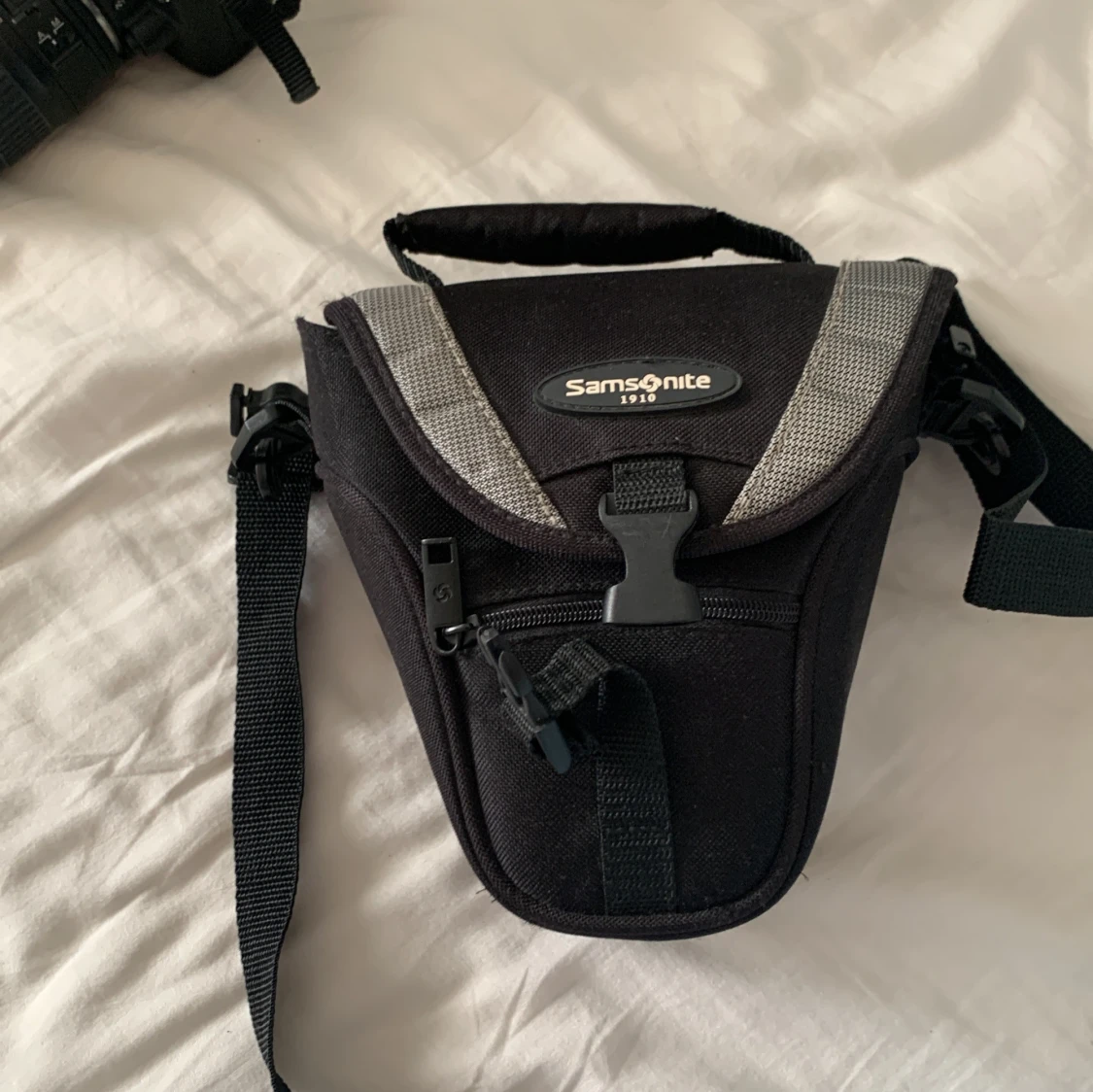 Nikon D60 systemkamera med objektiv och laddare - 4