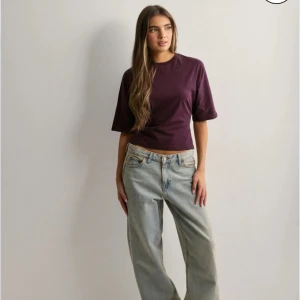 Vinröda Nelly topp - Säljer min älskade Nelly topp i vinröd storlek xs❤️ helst slutsåld 