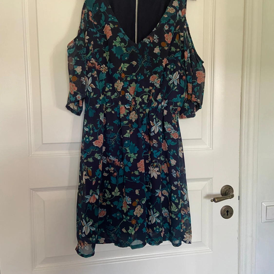 Blommig klänning från H&M Divided