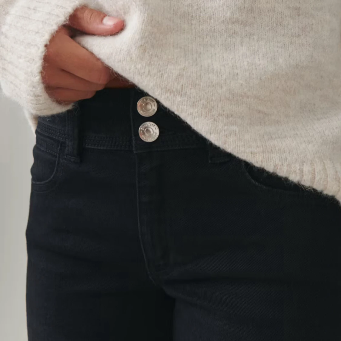 Svarta jeans från Ginatricot  - 2