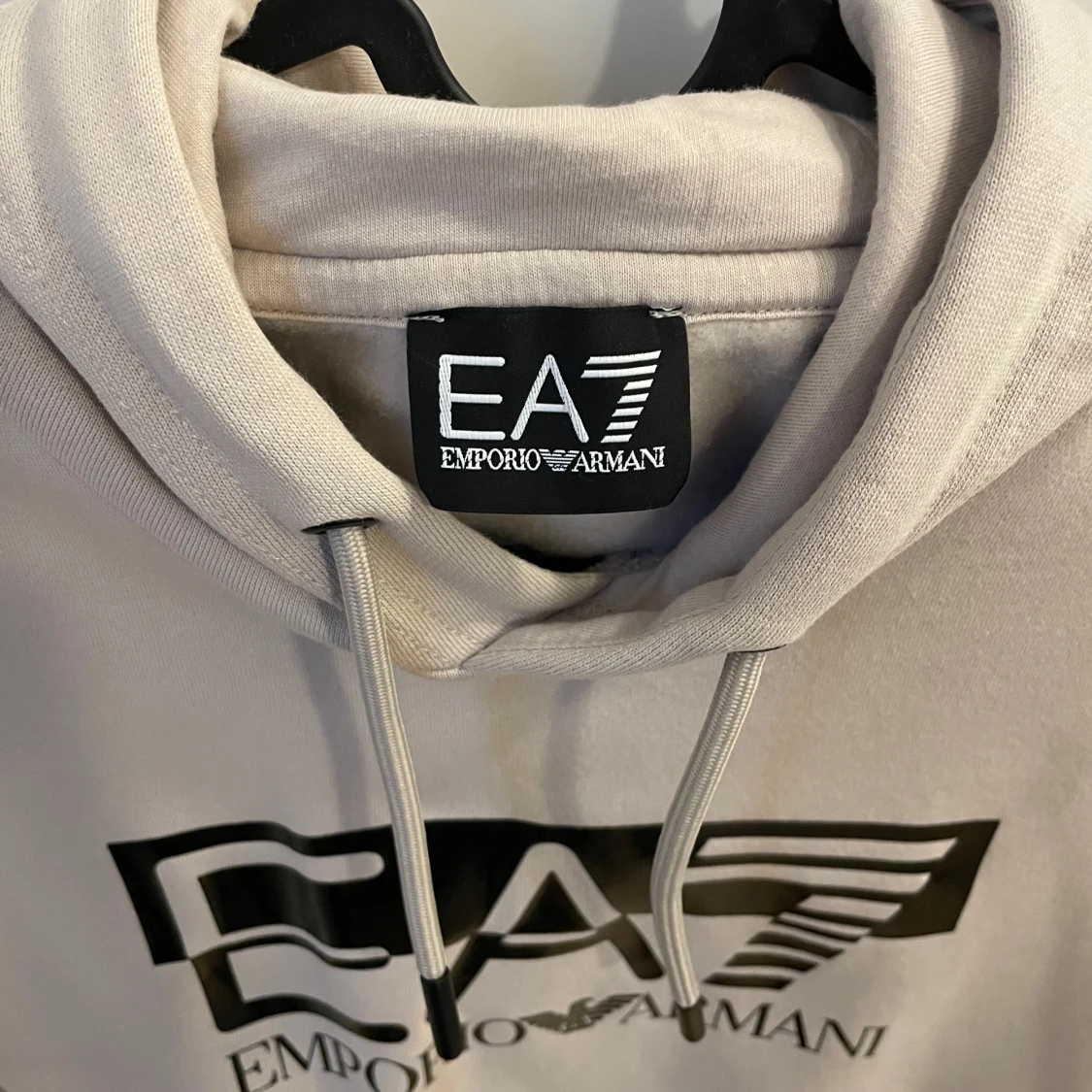 Beige hoodie från Emporio Armani EA7 - 1
