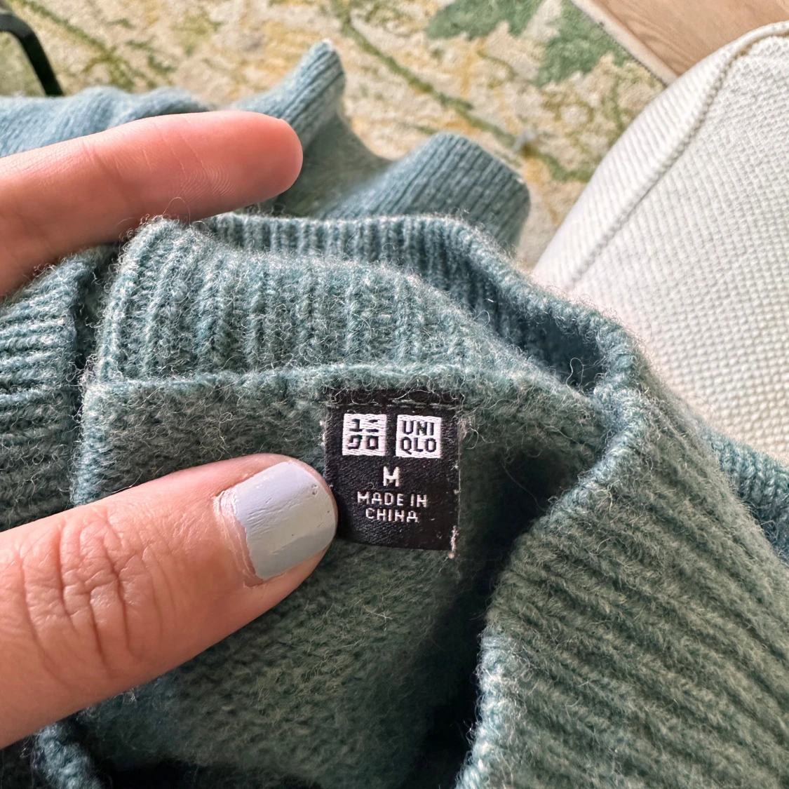 Grön stickad polotröja från Uniqlo - 2