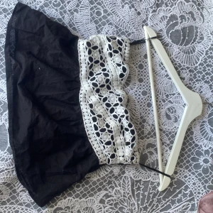 Shein tub topp - Köpt i somras. Andvänd 2 ggr. Rätt så skön 