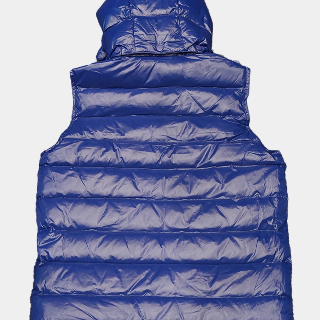 Bvaldi väst med luva helt oanvänd  - 1