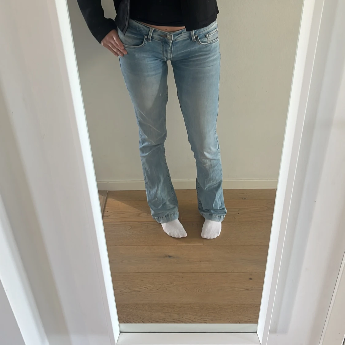 Ljusblå bootcut jeans - 1