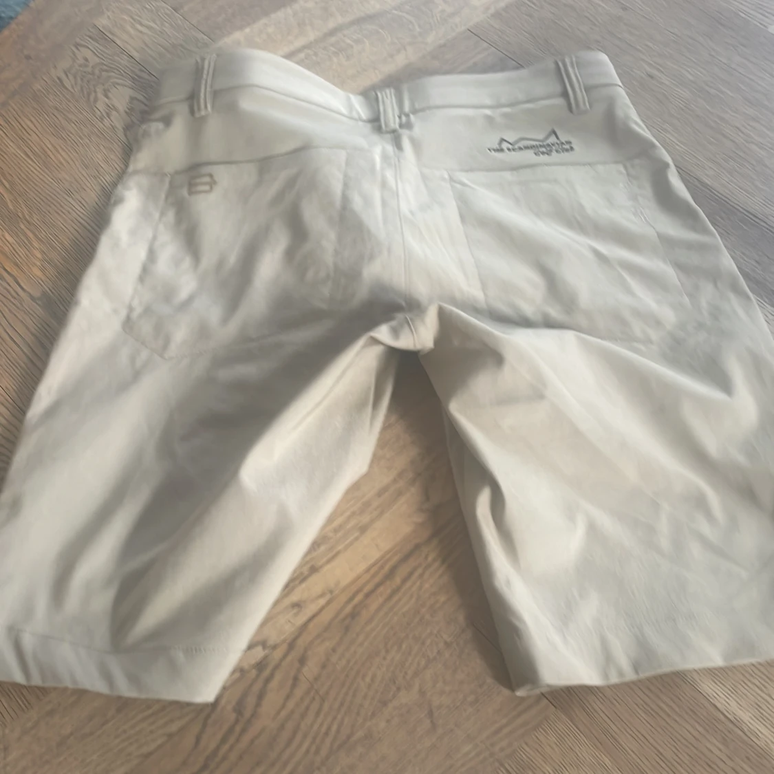 Beige golfshorts från Galvin Green - 1