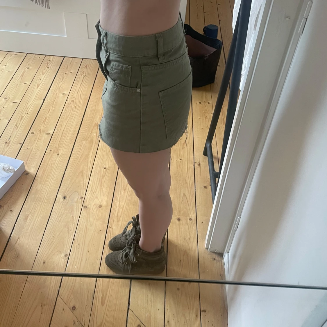 Olivgrön kortkjol - 1