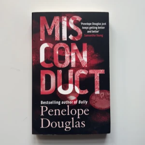 Misconduct - Säljer boken ”Misconduct” skriven av Penelope Douglas. Det är en engelsk bok! Kom privat vid frågor 💕