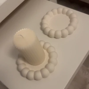 Virala ljusfat + blockljus - Hittar inte kvittot för att kunna göra retur, säljer därför de virala ljusfaten+blockljuset till högst budande