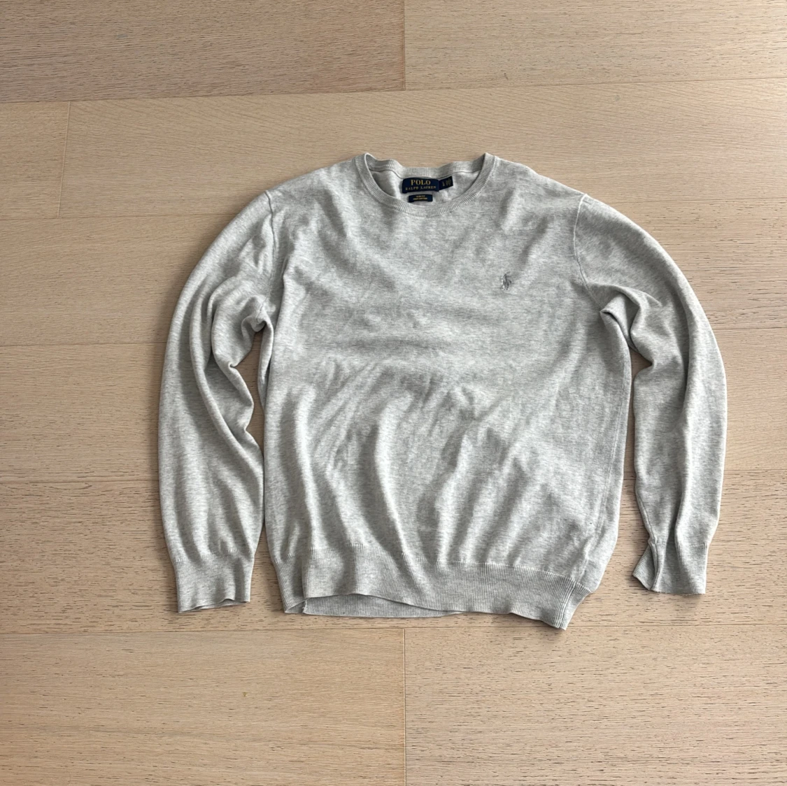 Grå tröja från Ralph Lauren