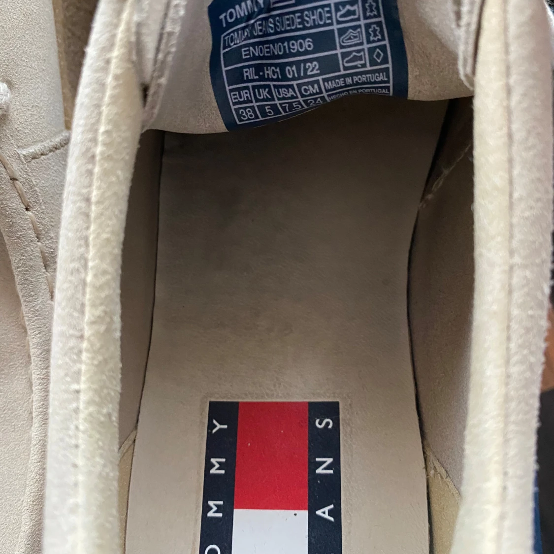 Beige mockaskor från Tommy Jeans - 3
