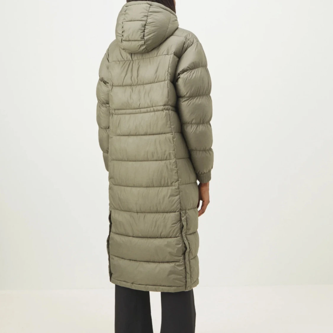 Olivgrön lång dunjacka - 2