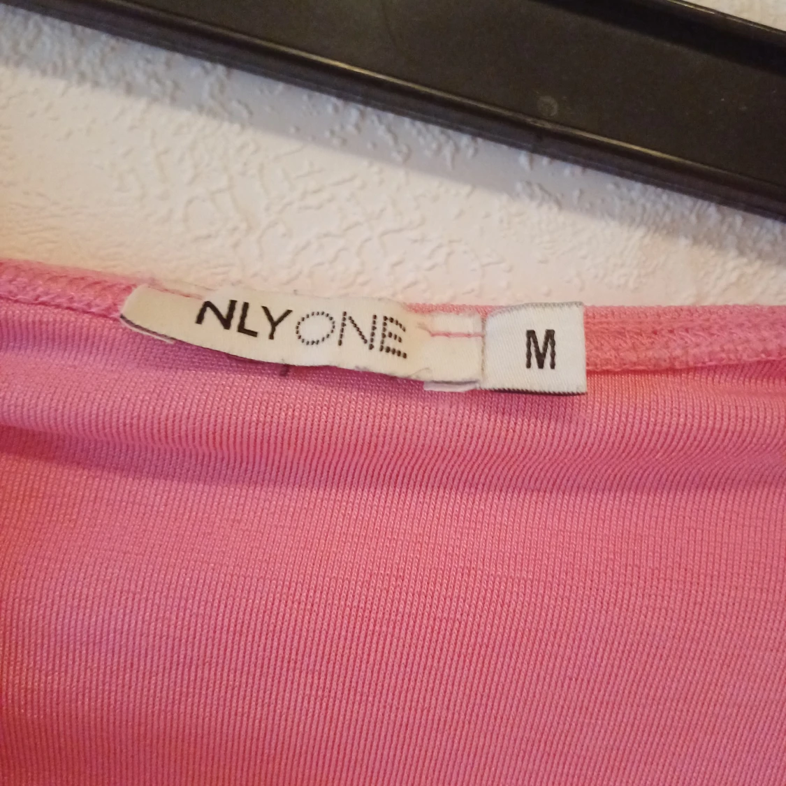 Rosa omlottopp från NLY One - 2
