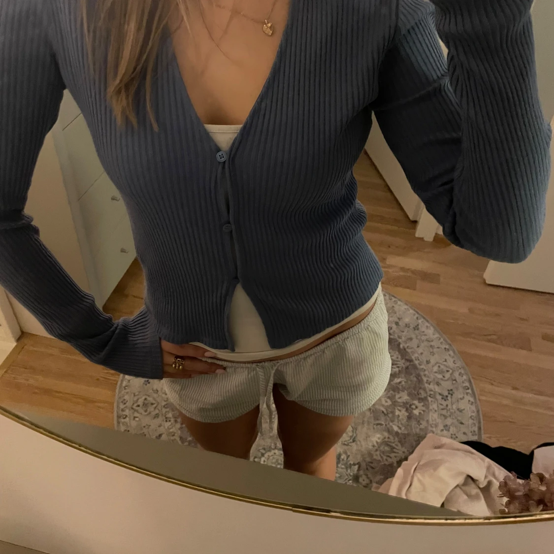 Blå ribbad kofta från H&M