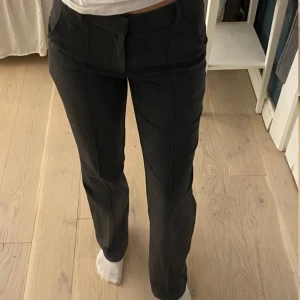 Kostymbyxor från MadLady  - Super sköna och snygga kostymbyxor från MadLady 