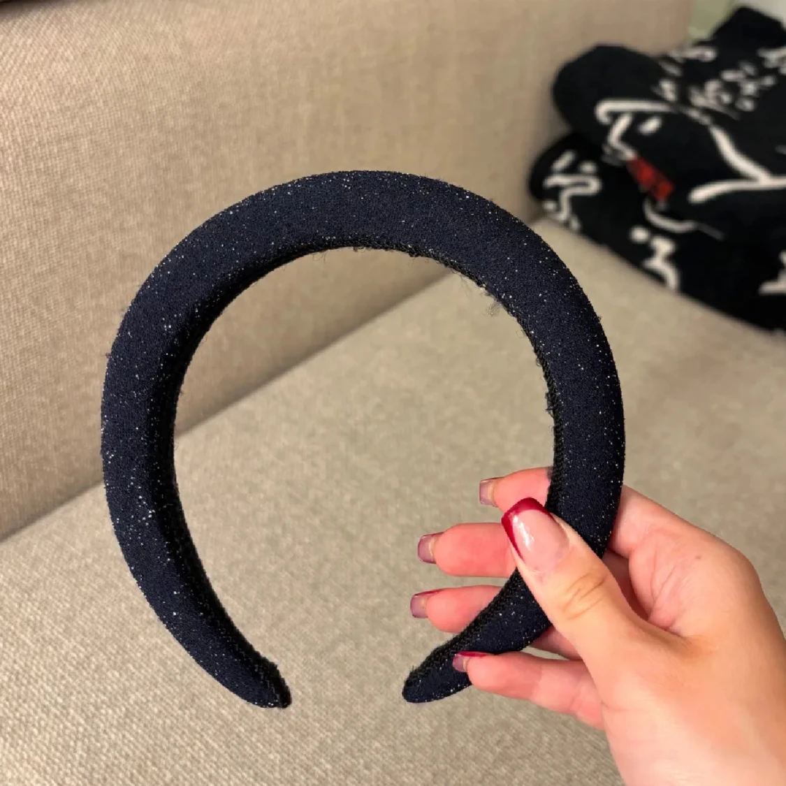 Svart glittrigt diadem - 1