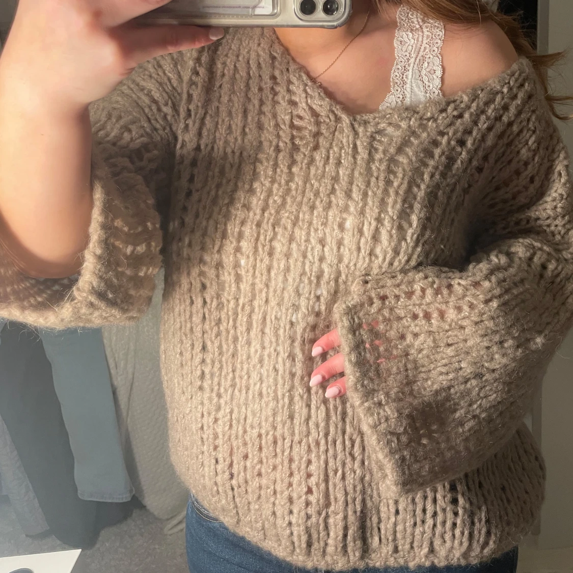 Beige stickad tröja - 1