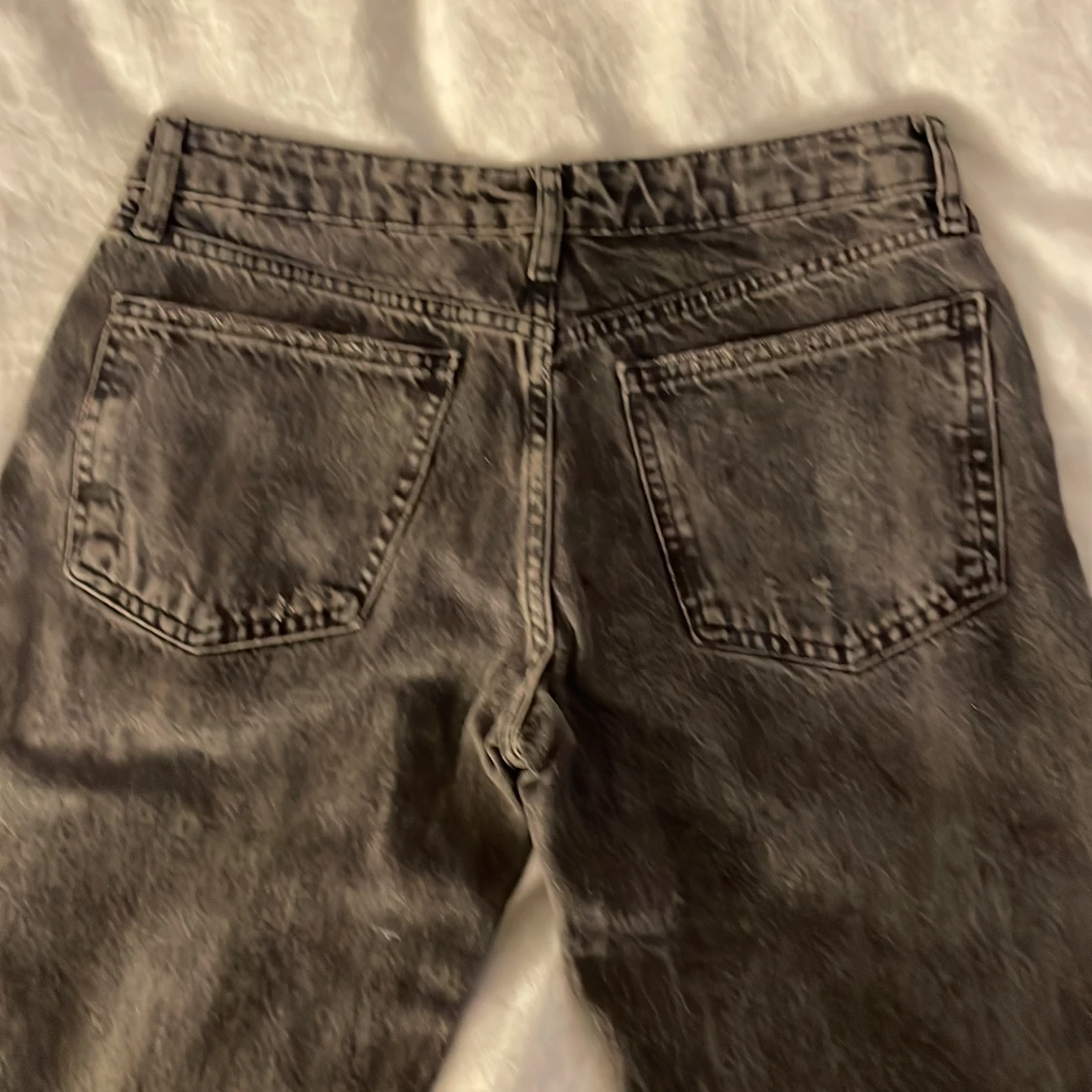 Svarta low waist jeans från Zara - 2