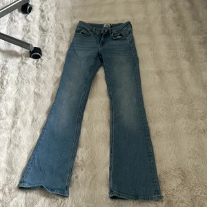 Lager 157 jeans💙 - (XXS) Säljer ett par ljus blåa jeans från lager!