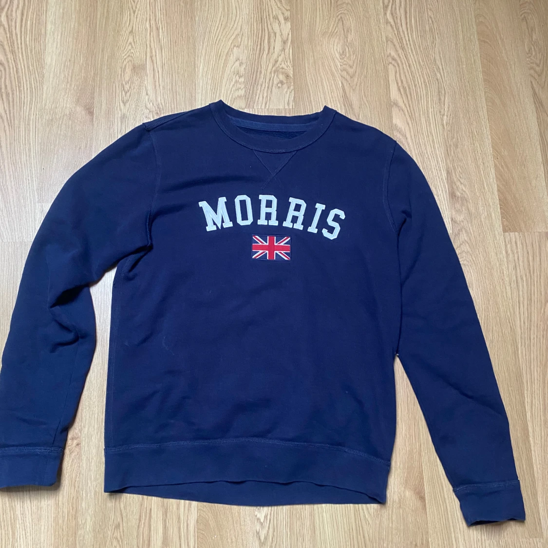 Marinblå sweatshirt från Morris