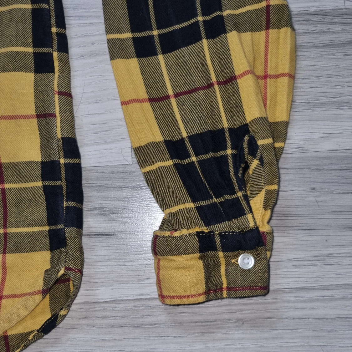 Gul och svart rutig skjorta från H&M - 3