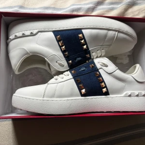 Valentino garavani rockstud - Använda några få gånger men i väldiga ny kvalité
