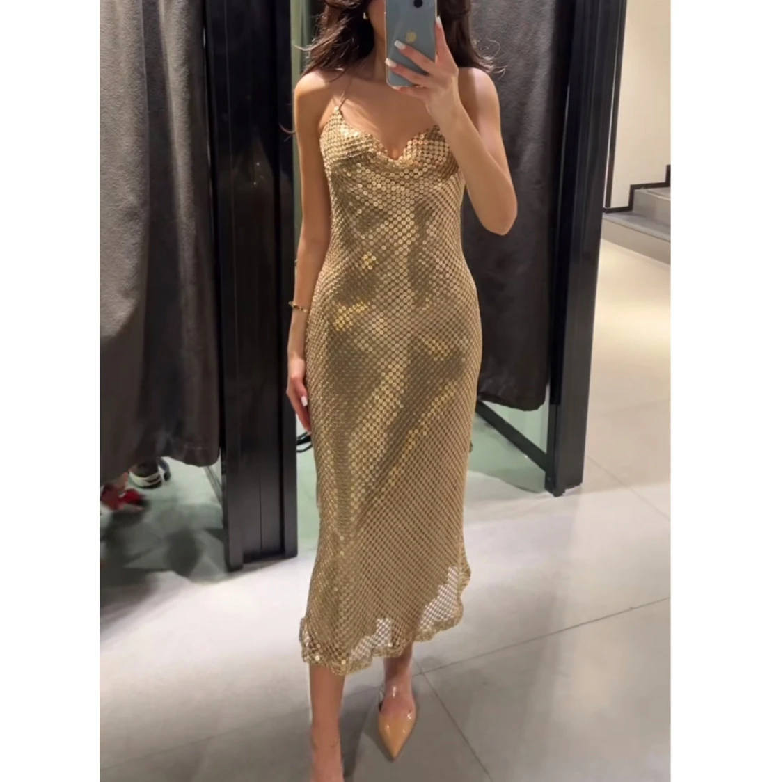 guldig zara klänning - 1