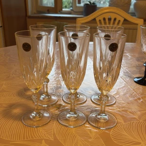 Vin glas - Vin glas