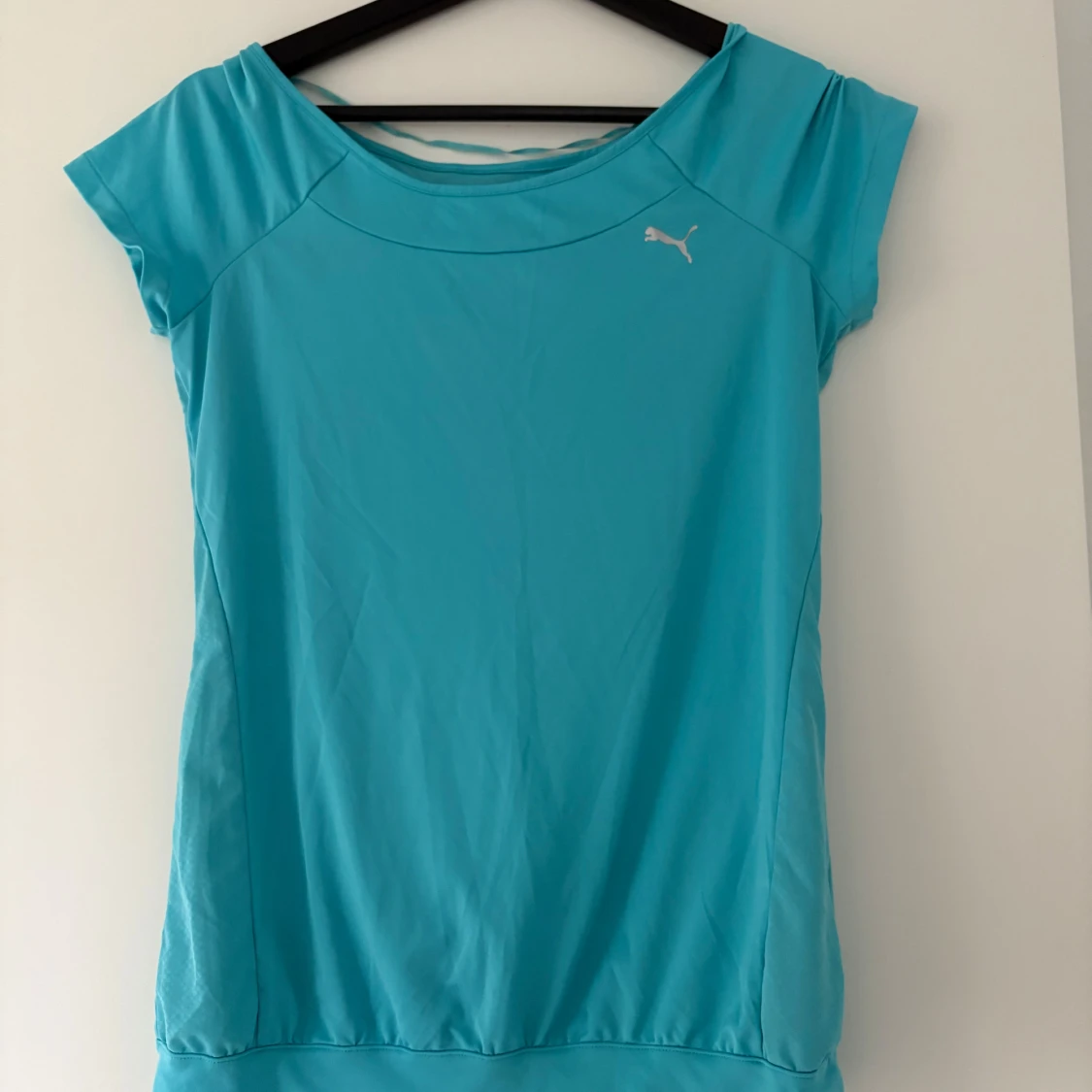 Turkos träningstopp från Puma