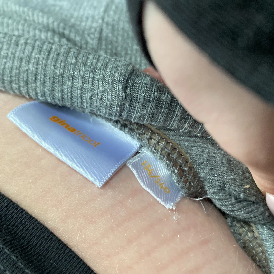 Grå mjukisbyxor från Gina Tricot - 2