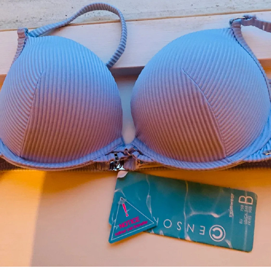 Ljusblå ribbad bikini-bh från new yorker