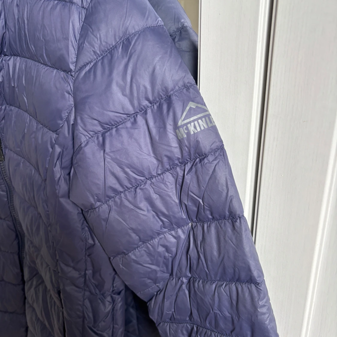 Mörkblå pufferjacka från McKinley - 2