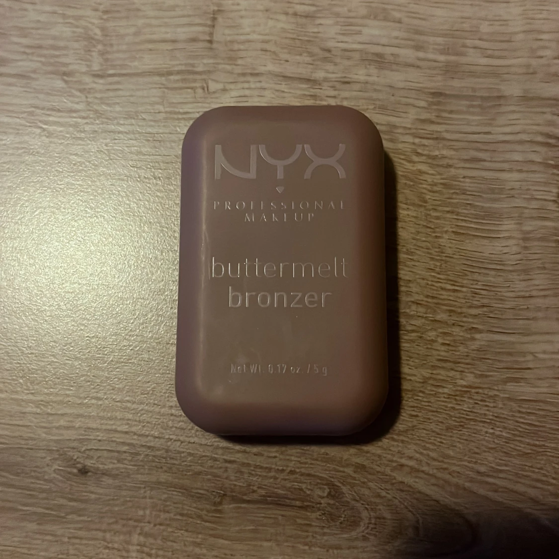 NYX buttermelt bronzer - 2