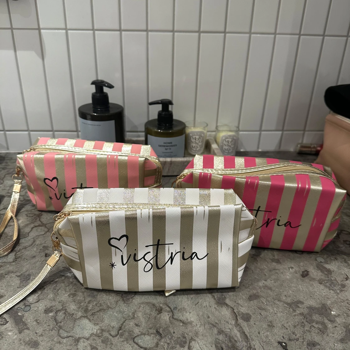 Randig necessär  - 1