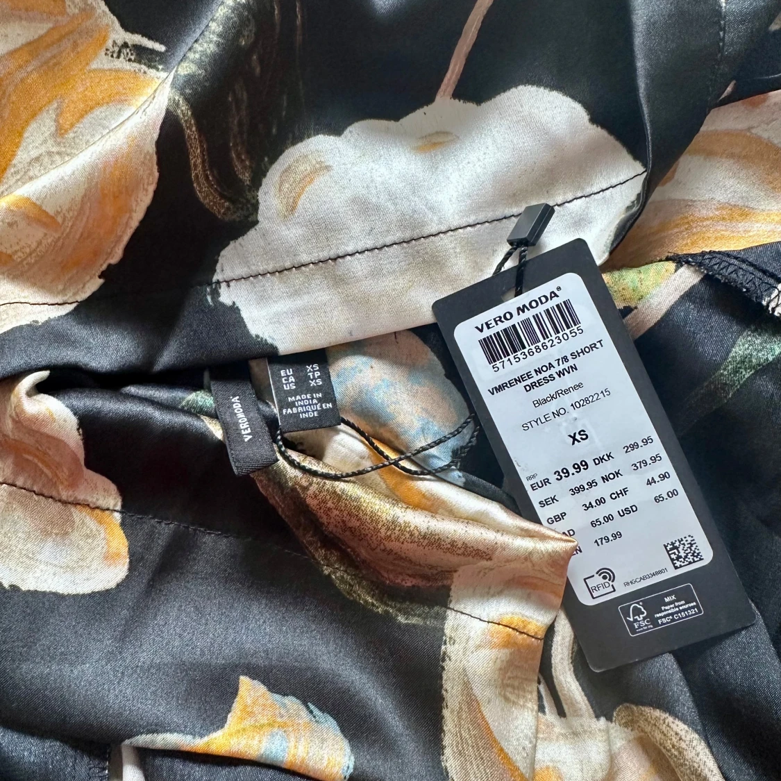 Blommig omlottklänning Vero Moda XS - 2